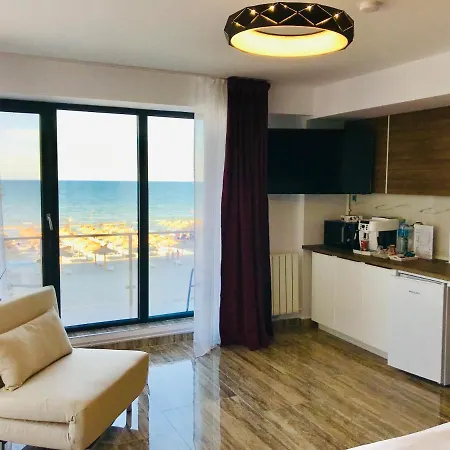 Anias Front View Of The Black Sea 14b Appartement *